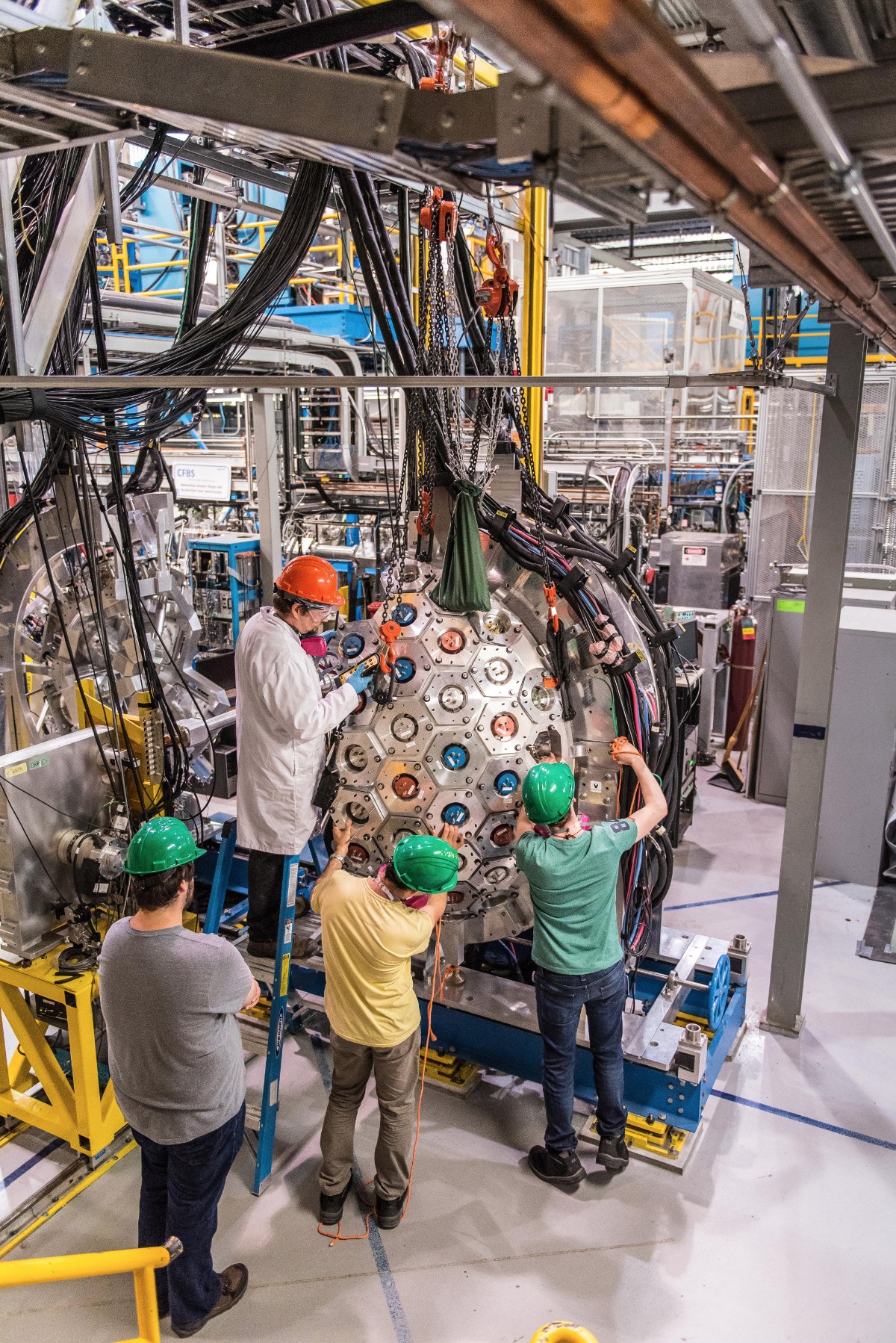 Researchers working on the descant neutron detector array at T­RIUMF.